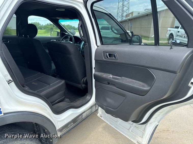 image for item EM2101 2013 Ford Explorer Police Interceptor SUV