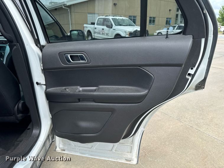 image for item EM2101 2013 Ford Explorer Police Interceptor SUV