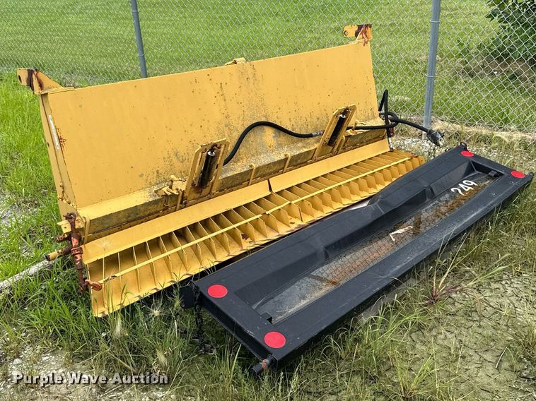 image for item EM2161 End gate spreader