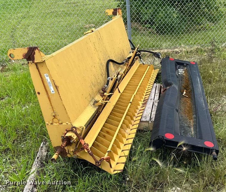 image for item EM2161 End gate spreader