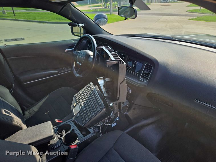 image for item EM7474 2021 Dodge Charger Police 