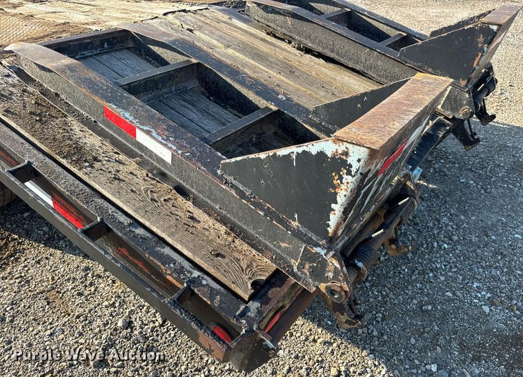 image for item EN4567 1994 Interstate 40DLA equipment trailer