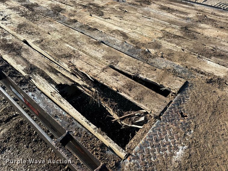 image for item EN4567 1994 Interstate 40DLA equipment trailer