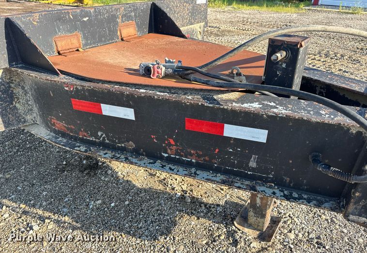 image for item EN4567 1994 Interstate 40DLA equipment trailer