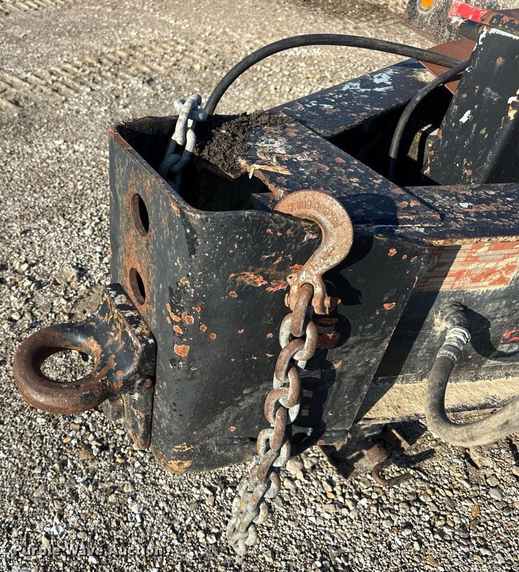 image for item EN4567 1994 Interstate 40DLA equipment trailer