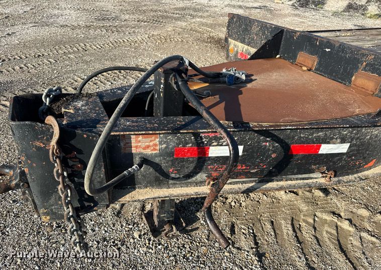 image for item EN4567 1994 Interstate 40DLA equipment trailer