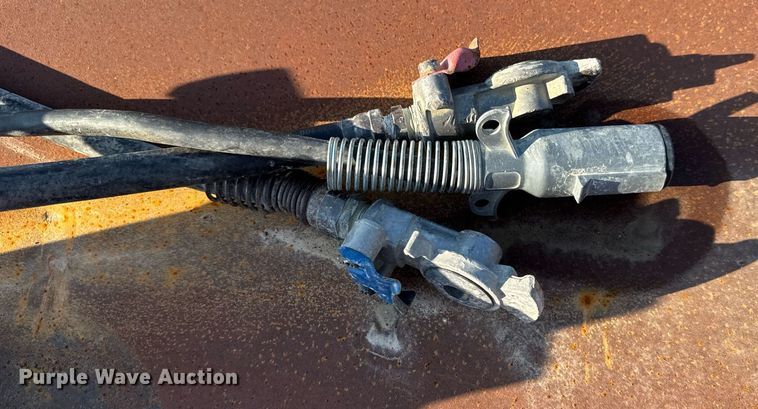 image for item EN4567 1994 Interstate 40DLA equipment trailer