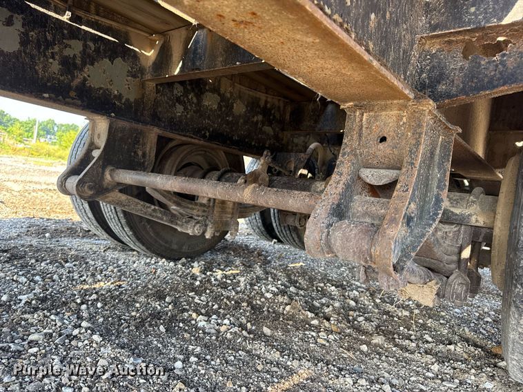 image for item EN4567 1994 Interstate 40DLA equipment trailer