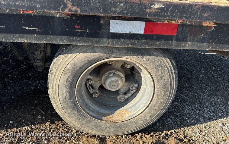 image for item EN4567 1994 Interstate 40DLA equipment trailer