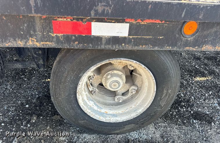 image for item EN4567 1994 Interstate 40DLA equipment trailer