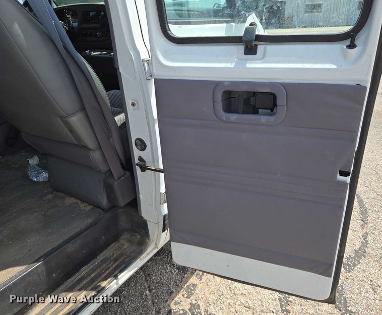 image for item EN8076 1998 Dodge Ram Wagon 3500 van