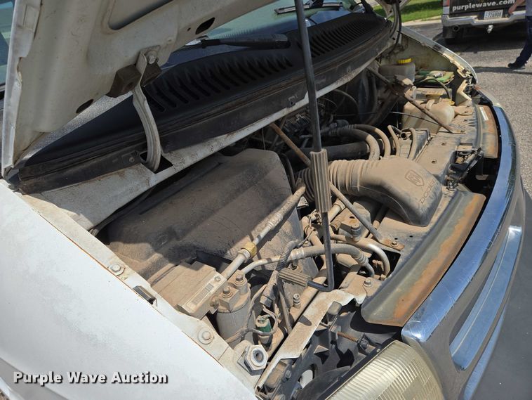 image for item EN8076 1998 Dodge Ram Wagon 3500 van