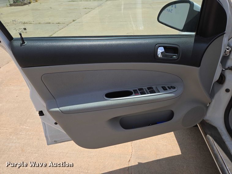 image for item EN8079 2008 Chevrolet Cobalt LT 