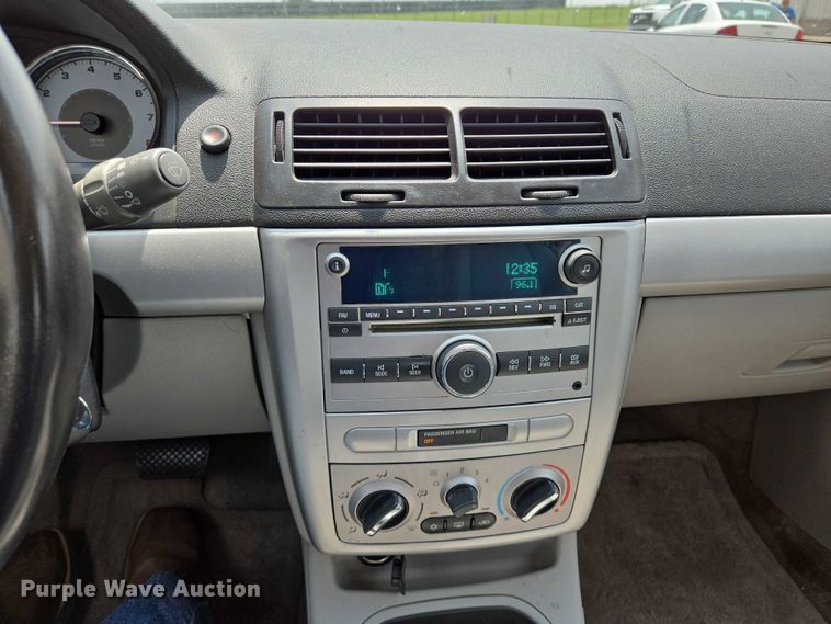 image for item EN8079 2008 Chevrolet Cobalt LT 