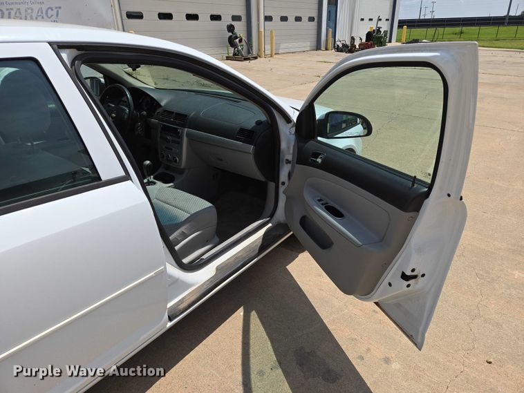 image for item EN8079 2008 Chevrolet Cobalt LT 