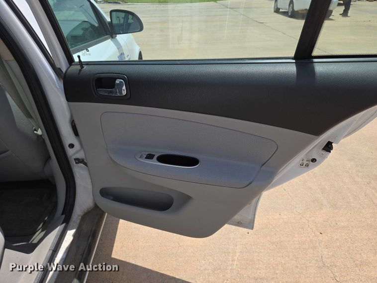 image for item EN8079 2008 Chevrolet Cobalt LT 