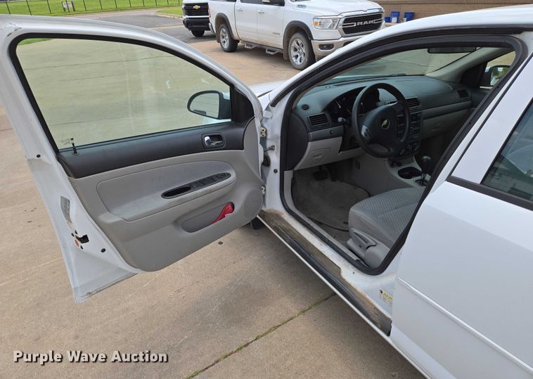 image for item EN8080 2008 Chevrolet Cobalt 