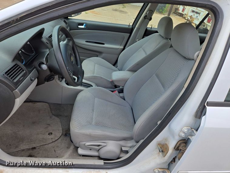 image for item EN8080 2008 Chevrolet Cobalt 