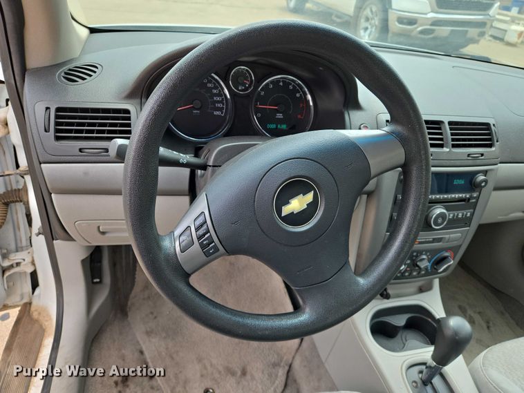 image for item EN8080 2008 Chevrolet Cobalt 
