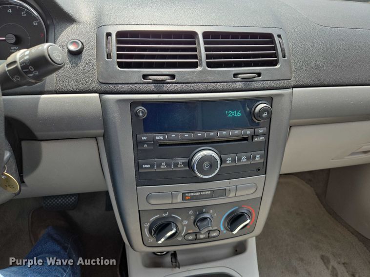 image for item EN8080 2008 Chevrolet Cobalt 