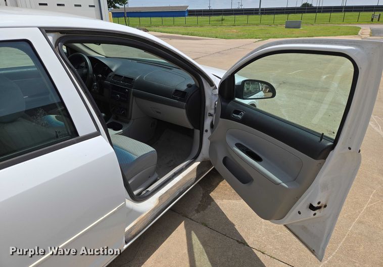 image for item EN8080 2008 Chevrolet Cobalt 