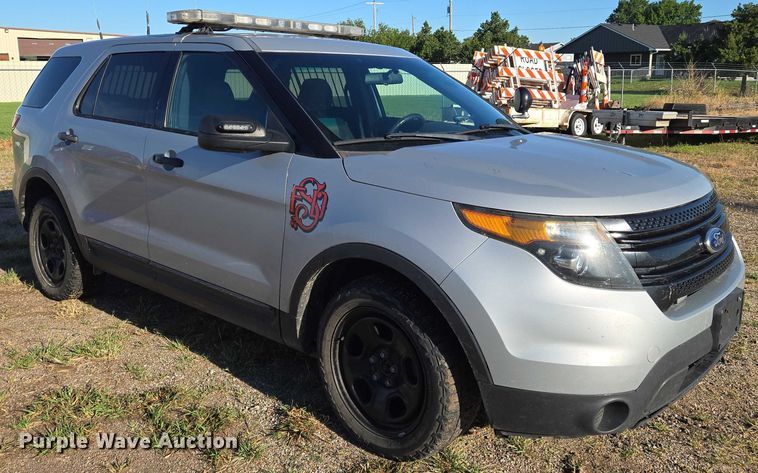 image for item EN8207 2013 Ford Explorer Police Interceptor SUV