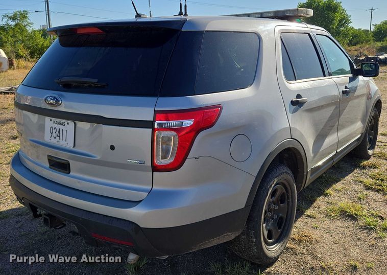 image for item EN8207 2013 Ford Explorer Police Interceptor SUV