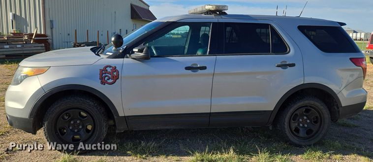 image for item EN8207 2013 Ford Explorer Police Interceptor SUV