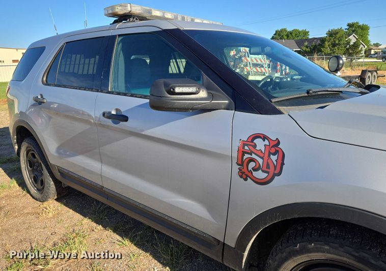 image for item EN8207 2013 Ford Explorer Police Interceptor SUV