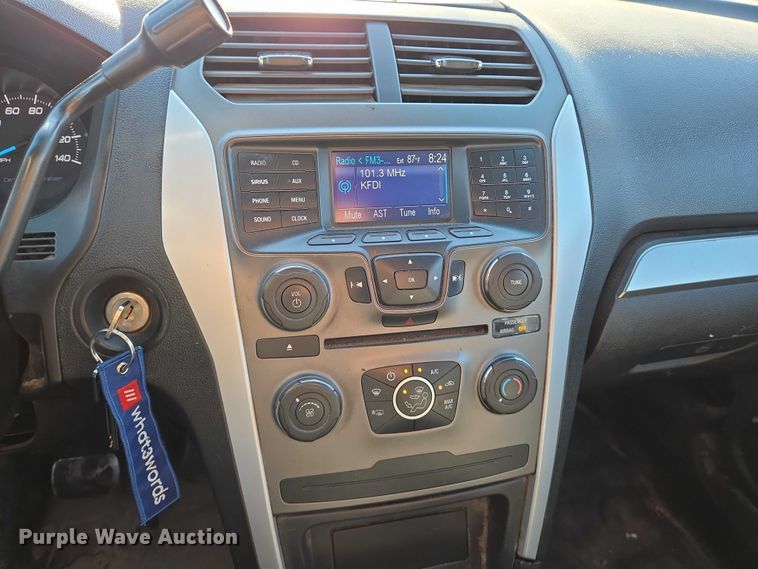 image for item EN8207 2013 Ford Explorer Police Interceptor SUV