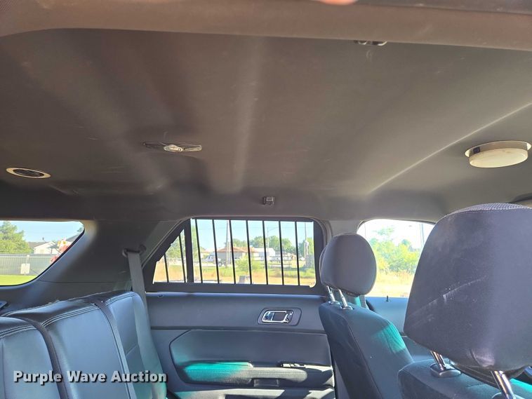 image for item EN8207 2013 Ford Explorer Police Interceptor SUV