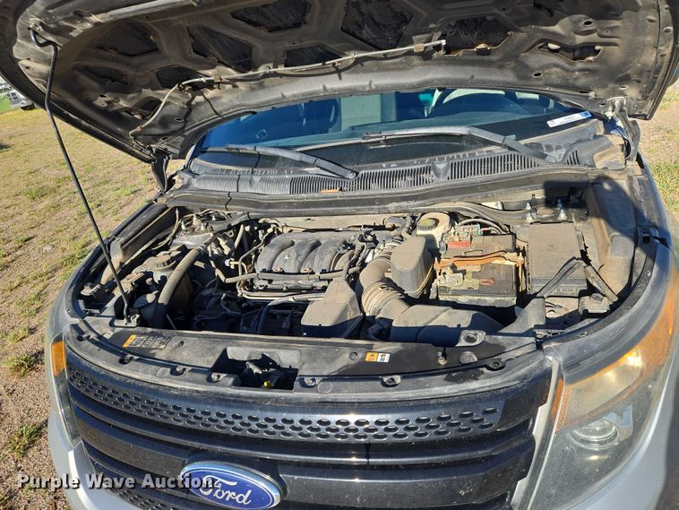 image for item EN8207 2013 Ford Explorer Police Interceptor SUV