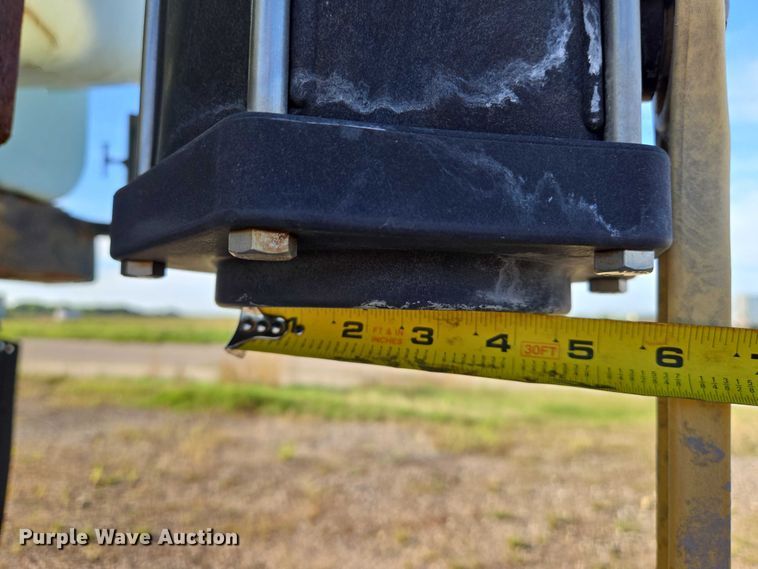 image for item EN8208 International 1600 tank truck