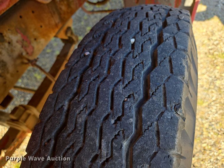 image for item EN8208 International 1600 tank truck