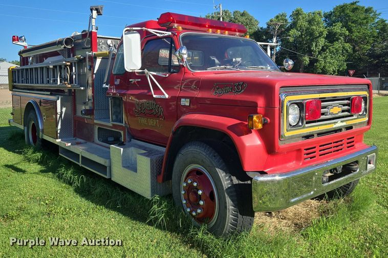 image for item EN8209 1990 Chevrolet C70 pumper fire truck
