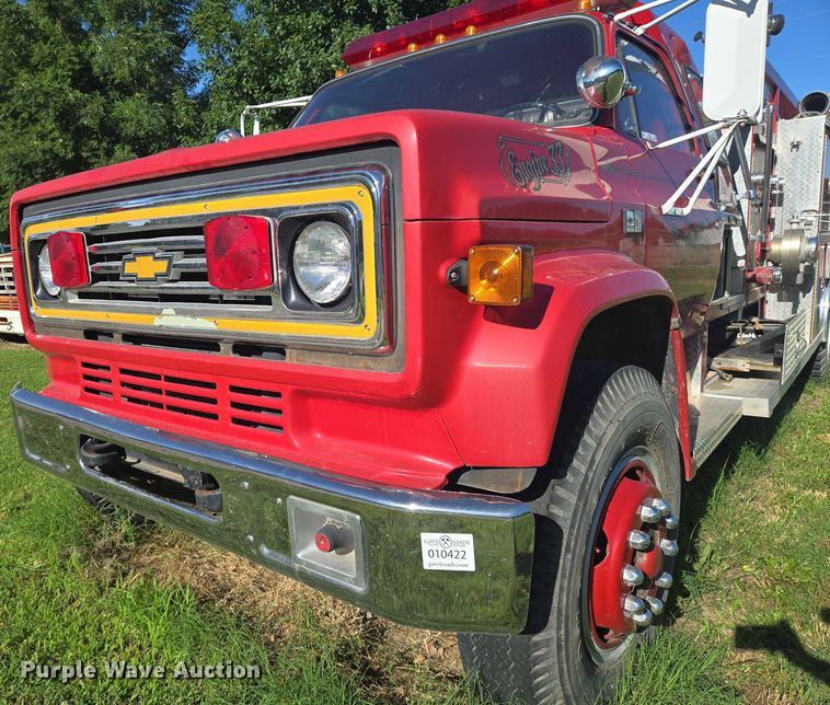 image for item EN8209 1990 Chevrolet C70 pumper fire truck