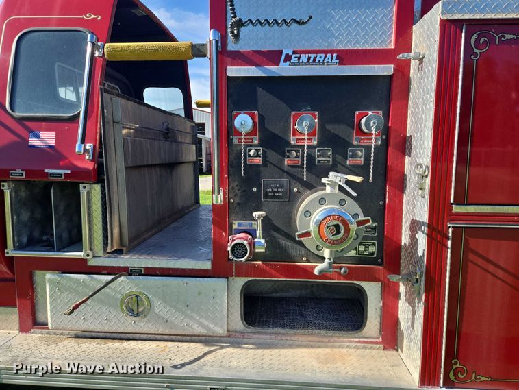 image for item EN8209 1990 Chevrolet C70 pumper fire truck