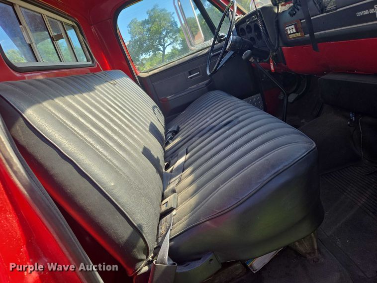 image for item EN8209 1990 Chevrolet C70 pumper fire truck