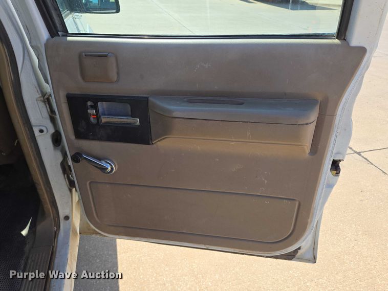 image for item EN8231 1994 Chevrolet  Suburban K2500 SUV