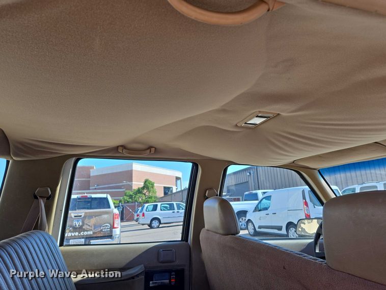 image for item EN8231 1994 Chevrolet  Suburban K2500 SUV