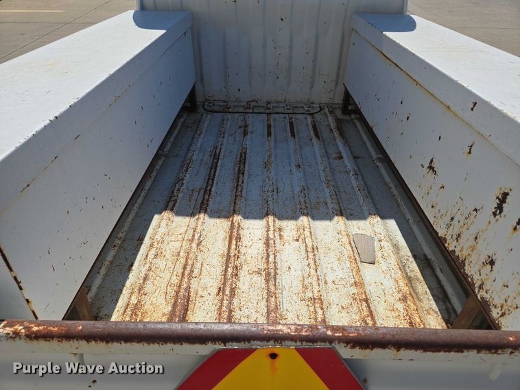 image for item EN8232 1994 Daihatsu Hijet mini truck