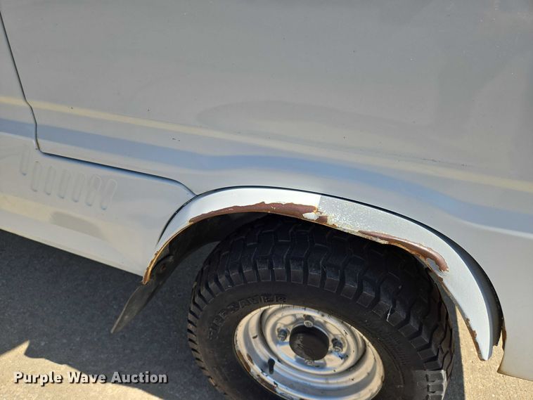 image for item EN8234 1996 Daihatsu Hijet mini truck