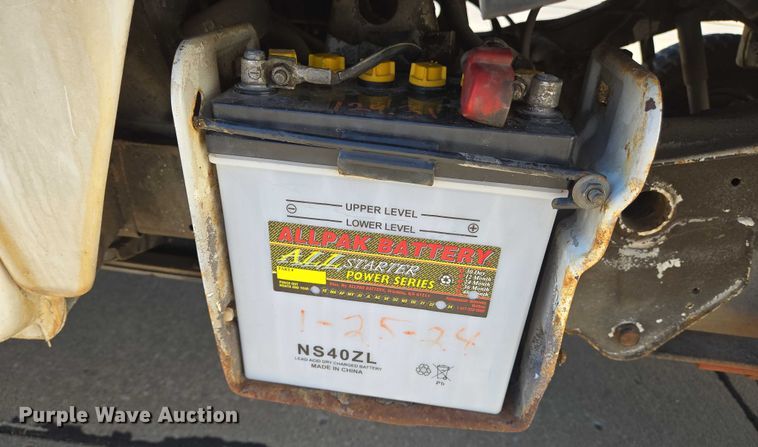 image for item EN8234 1996 Daihatsu Hijet mini truck