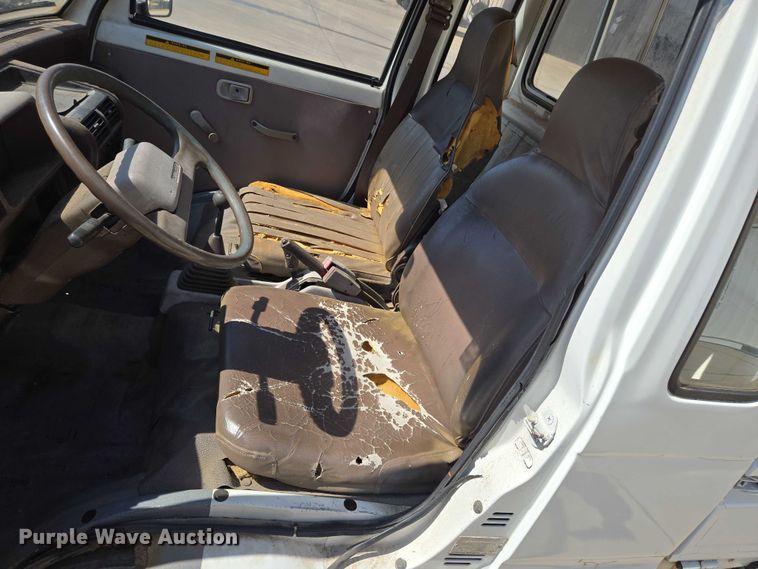 image for item EN8234 1996 Daihatsu Hijet mini truck