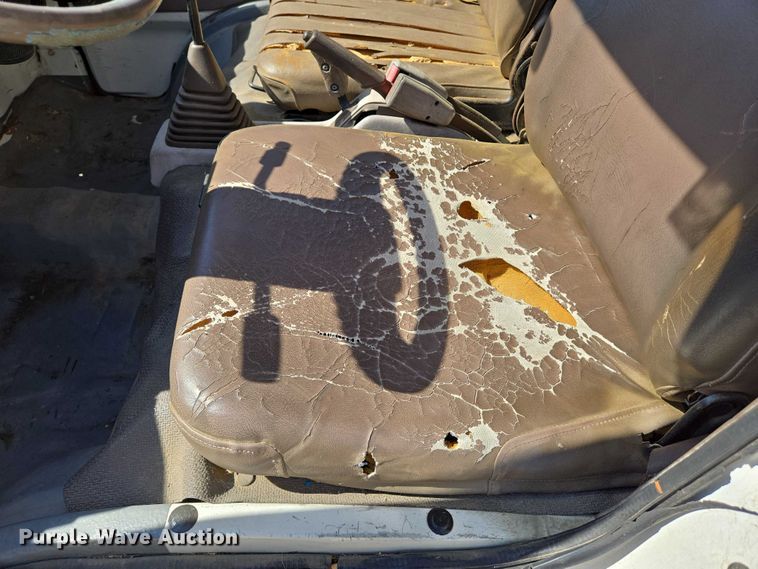 image for item EN8234 1996 Daihatsu Hijet mini truck