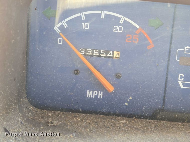 image for item EN8234 1996 Daihatsu Hijet mini truck