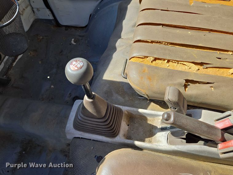 image for item EN8234 1996 Daihatsu Hijet mini truck