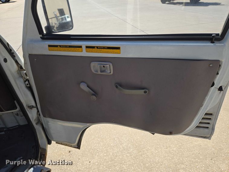 image for item EN8234 1996 Daihatsu Hijet mini truck