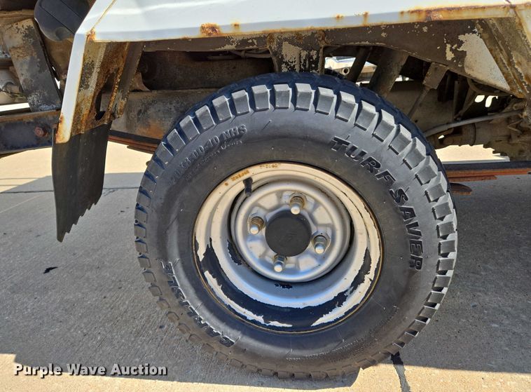 image for item EN8234 1996 Daihatsu Hijet mini truck