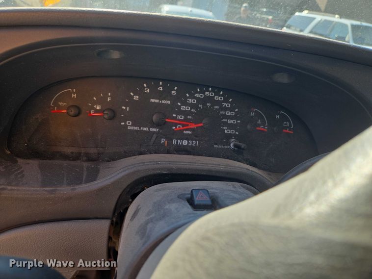 image for item EN8249 2006 Ford E450 school bus